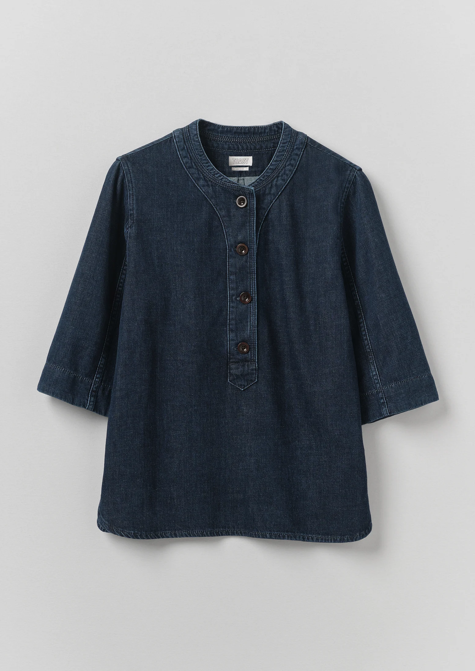 Women's Tops & Tees